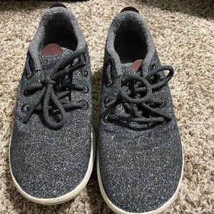 Allbirds Mizzle Size 9